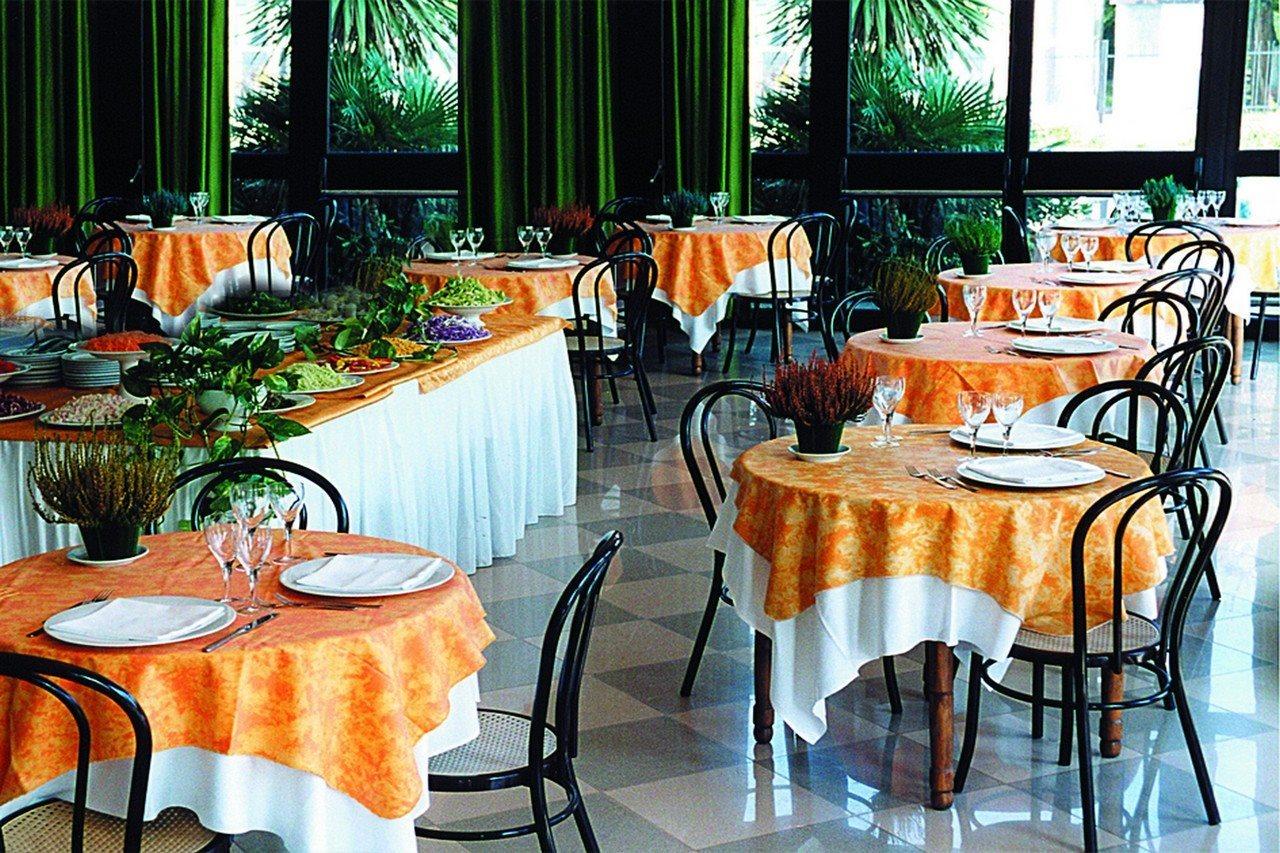 Hotel Genzianella تّشيرفييا المظهر الخارجي الصورة