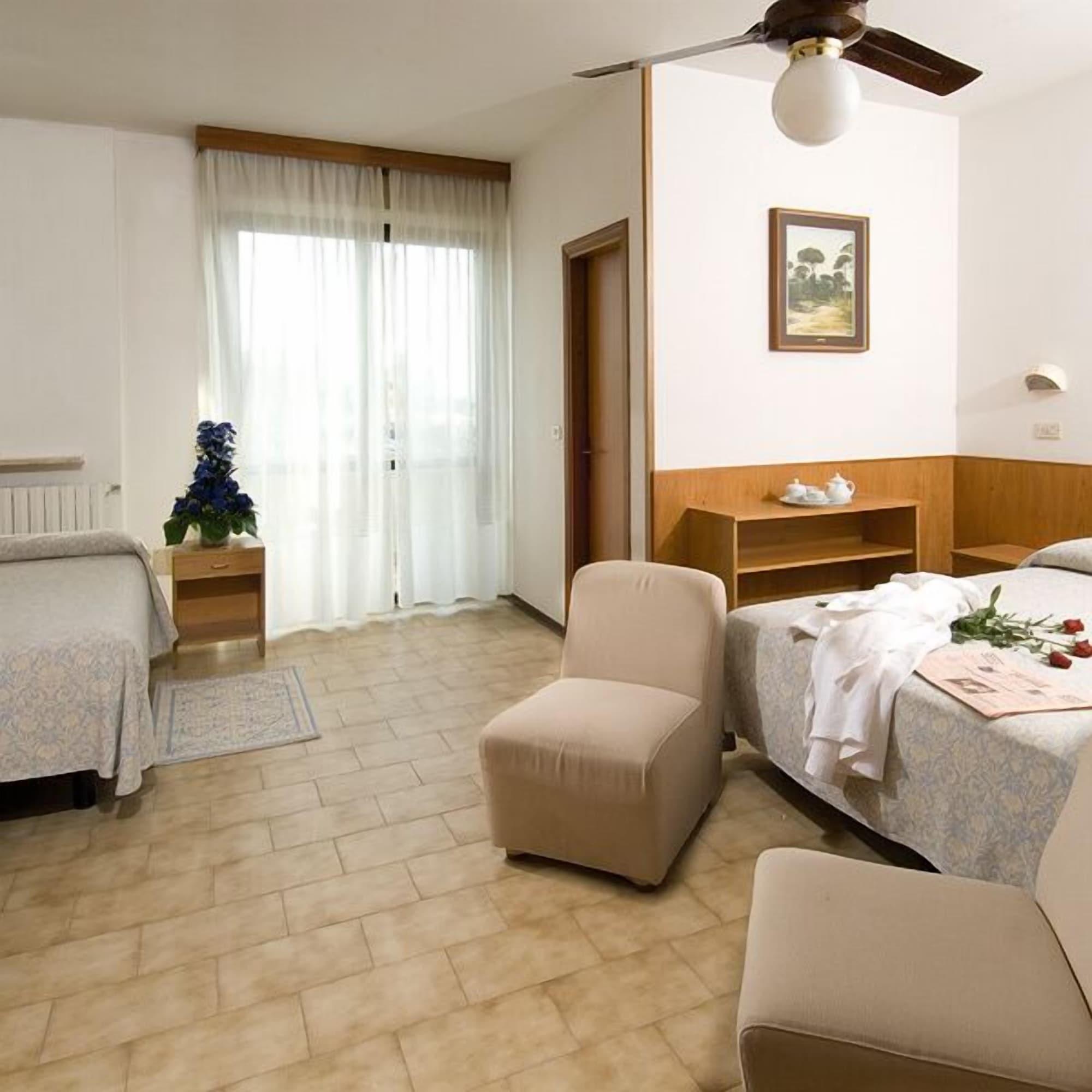 Hotel Genzianella تّشيرفييا المظهر الخارجي الصورة